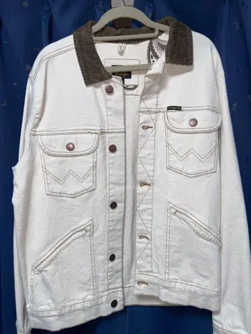 Wrangler 화이트 데님 자켓