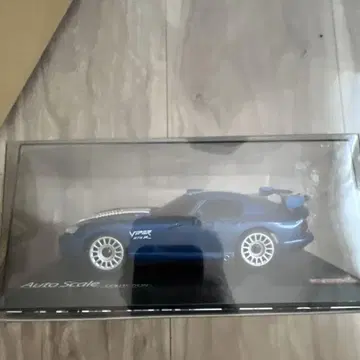 DODGE VIPER GTS-R 1/18 스케일 모델
