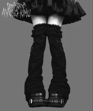 DimMoire 딤모어 AVENCHUMU 레그 워머 블랙