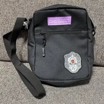 죠죠 숄더 백 돌 가면 죠죠의 기묘한 모험