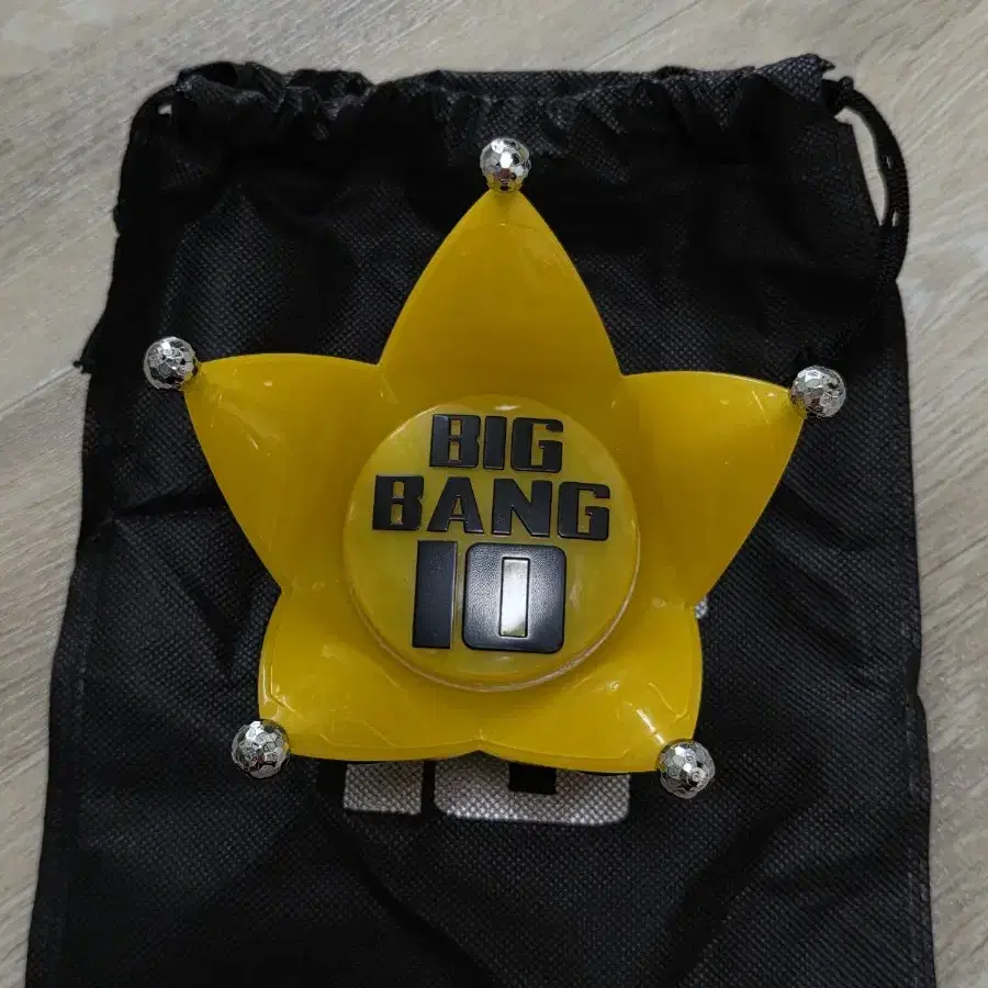 Shop 빅뱅10주년 on Bunjang Global Site - No more Korean account!