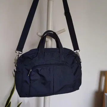 Bogner 네이비 숄더백