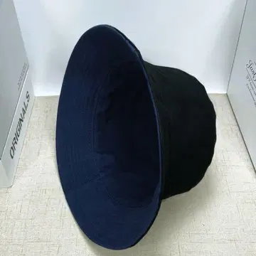 버킷 햇 블랙과 네이비 캔버스