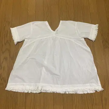 주카 프린지 컷 티셔츠