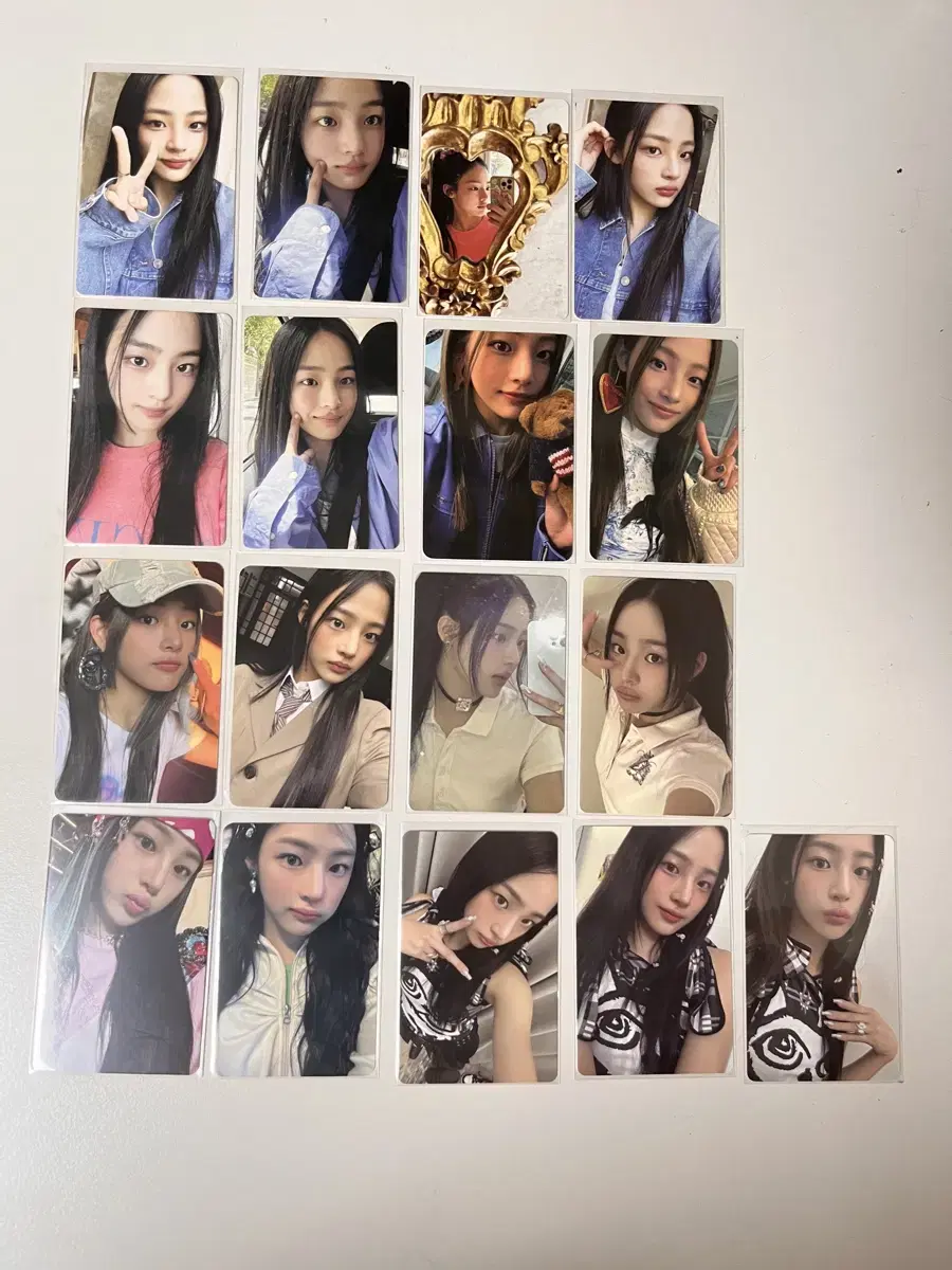 뉴진스 포카 판매합니당