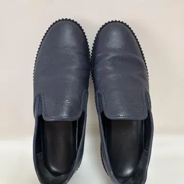 Emporio Armani 네이비 슬립온