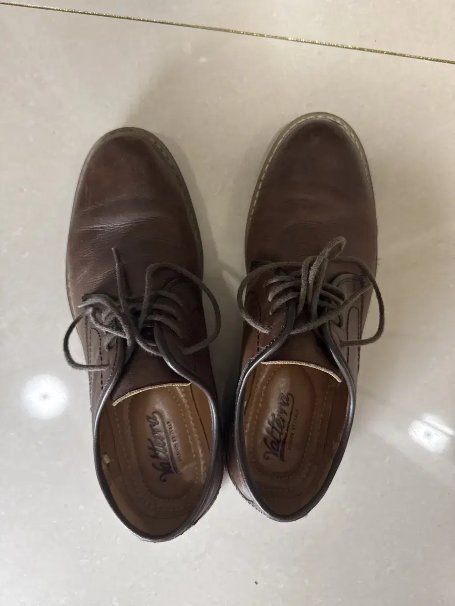 Boreno Shoes