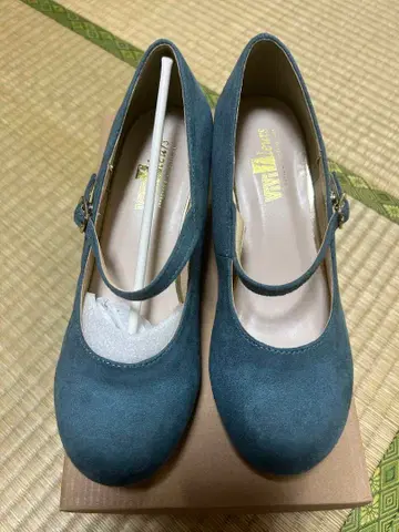 Vivi f Leurs 파란색 스트랩 펌프스 24.0cm