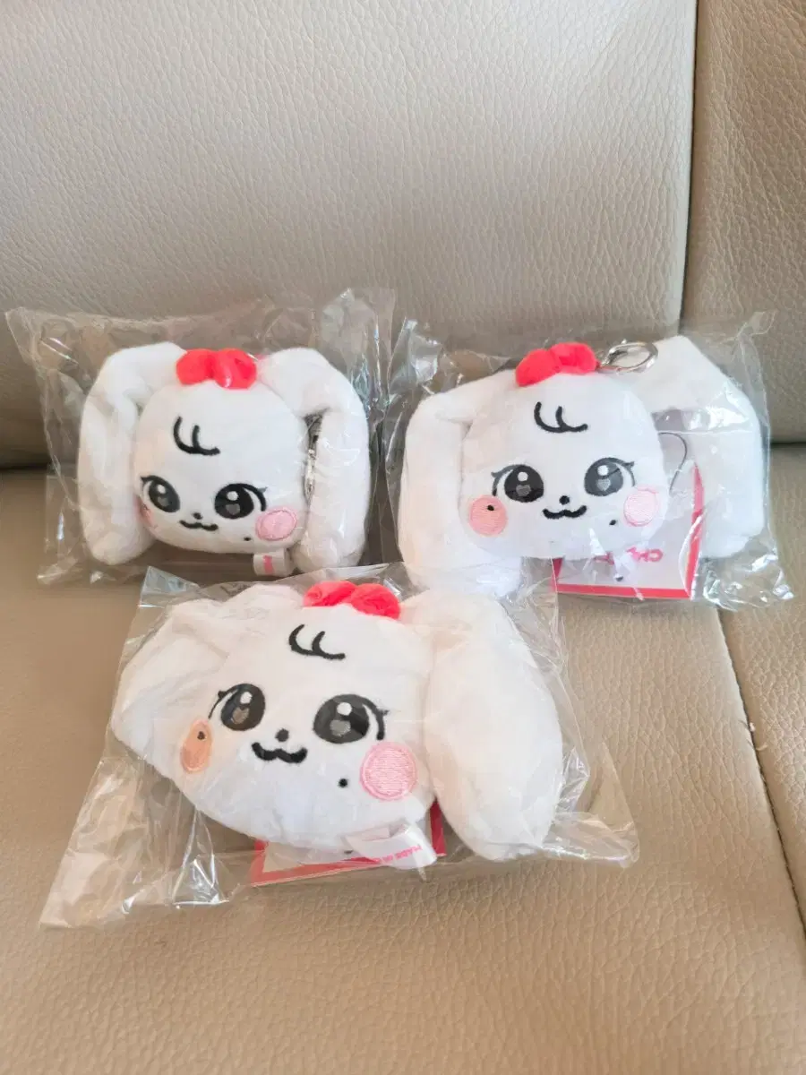 아이브 미니브 미니 페이스 키링 체리(미개봉)