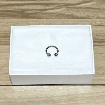 아나토 메탈 서큘러 바벨 귀걸이 14G