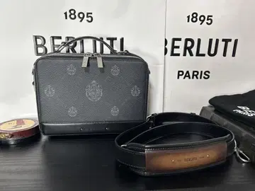 레어템 새상품급 Berluti 테이크 오프 스몰 숄더백 세컨드 백