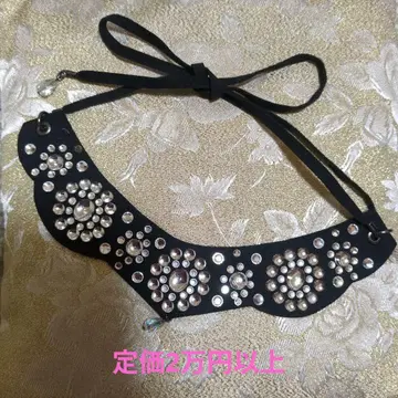 비즈 장식 블랙 초커