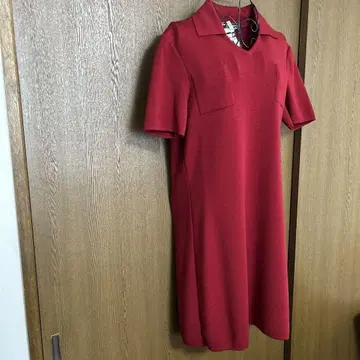 살바토레 페라가모 빨간색 반팔 폴로 셔츠 스타일 니트 튜닉 클리닝 완료
