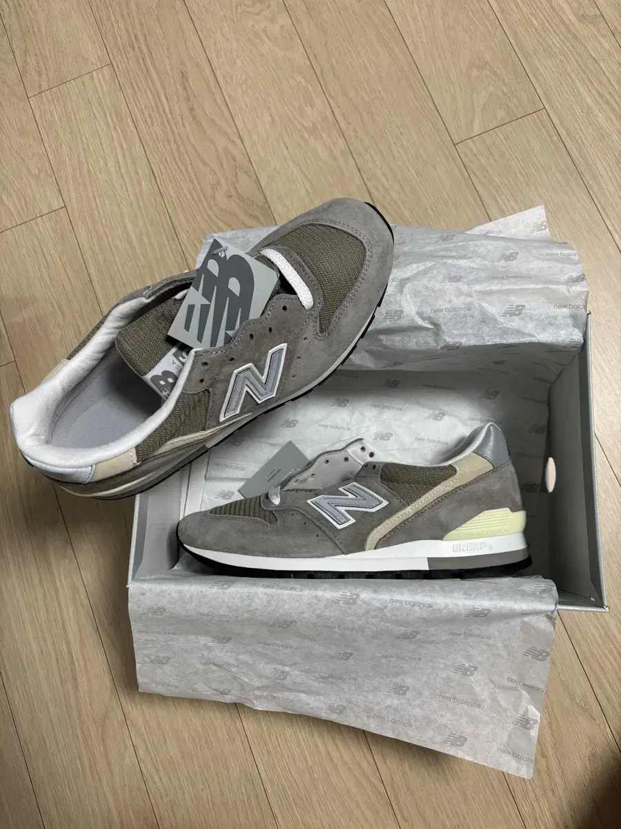 뉴발란스 996 usa grey 260