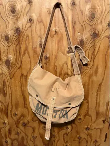 Barns outfitters 코튼 캔버스 숄더백