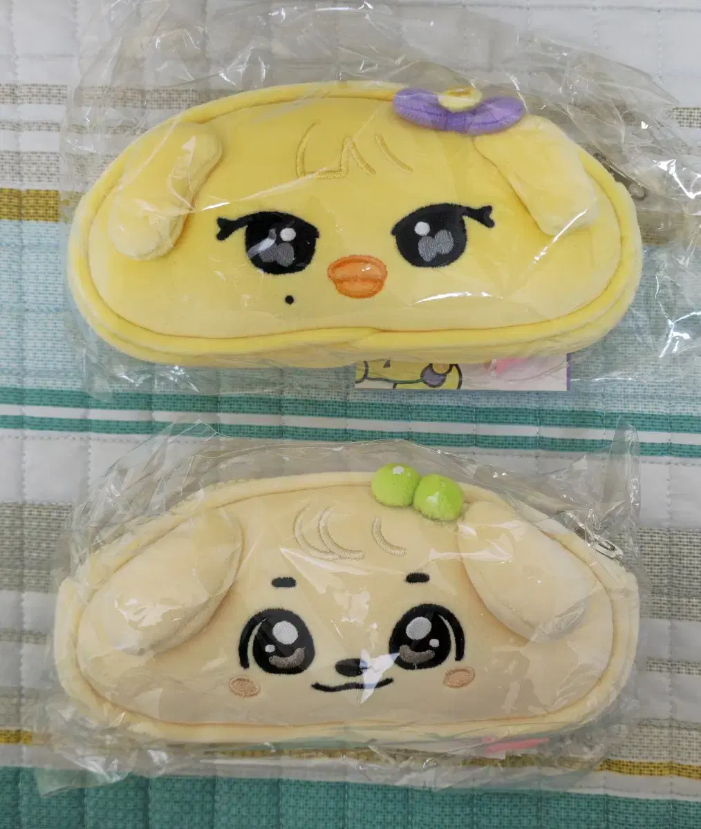미개봉)미니브 스쿨 슬림 파우치 나오리 강안지 판매해용! 아이브유진레이