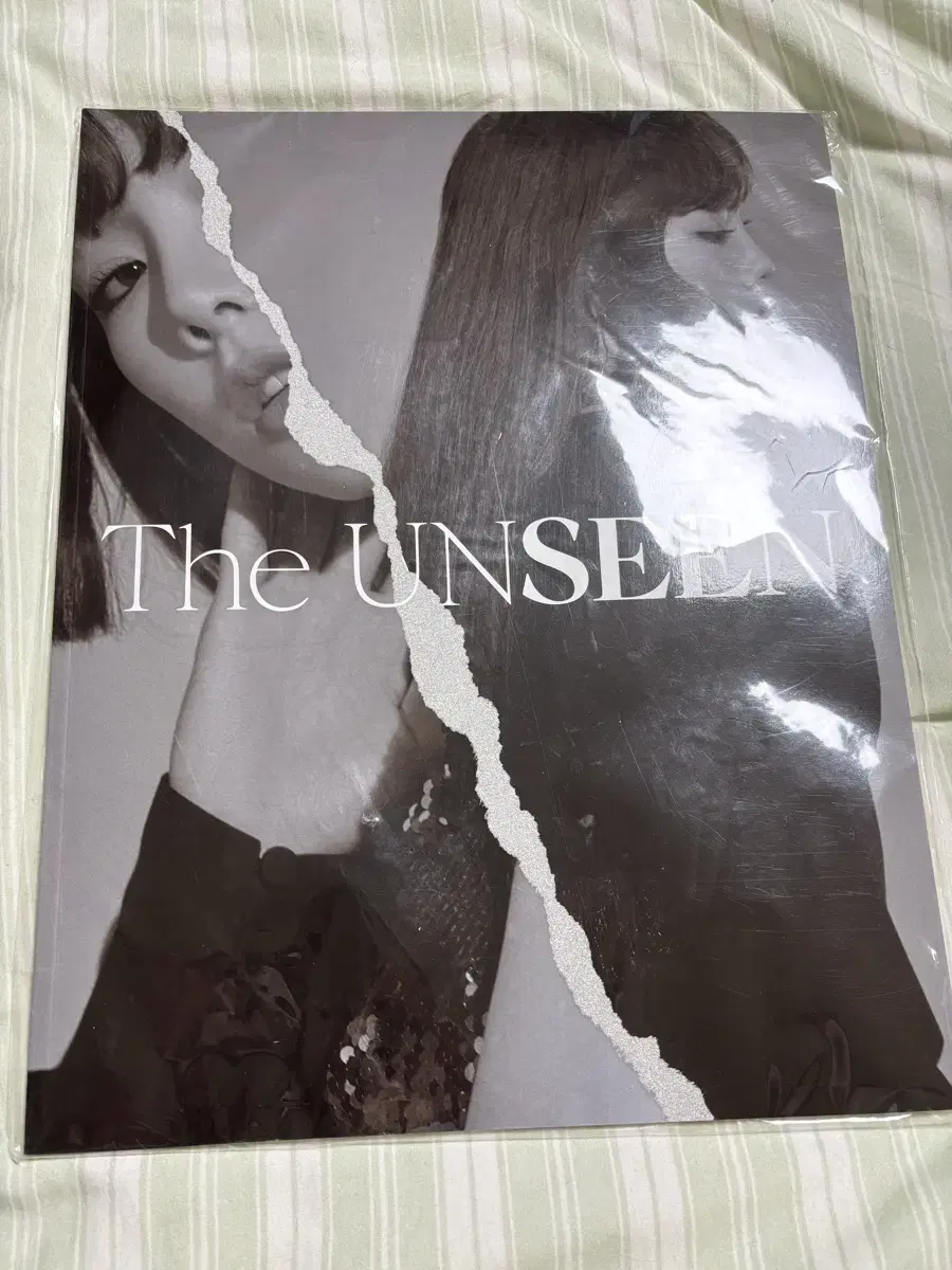Taeyeon Unseen Concert Book Car