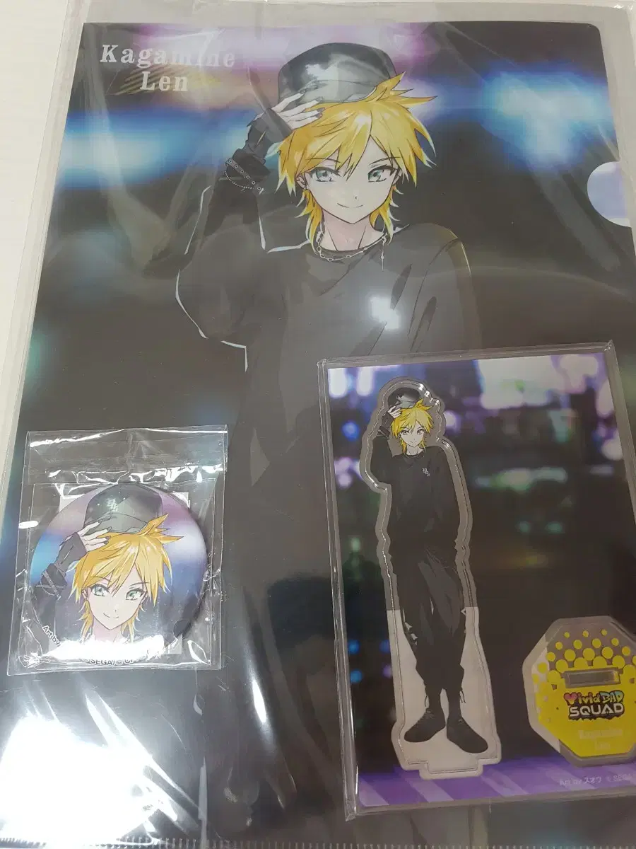 [Urgent Funds] Kagamine Ren ZOZOTOWN Collaboration Set (Sealed)