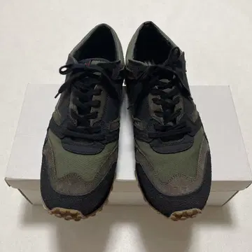 리프로덕션 오브 파운드 British Military Trainer