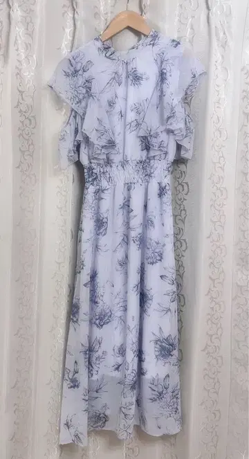 OLIVE des OLIVE 쉬폰 큰 꽃 소매 보타이 원피스