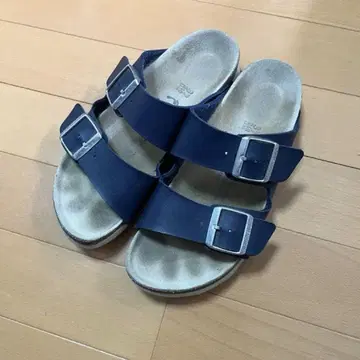 버켄스탁 애리조나 네이비 37 24.0cm