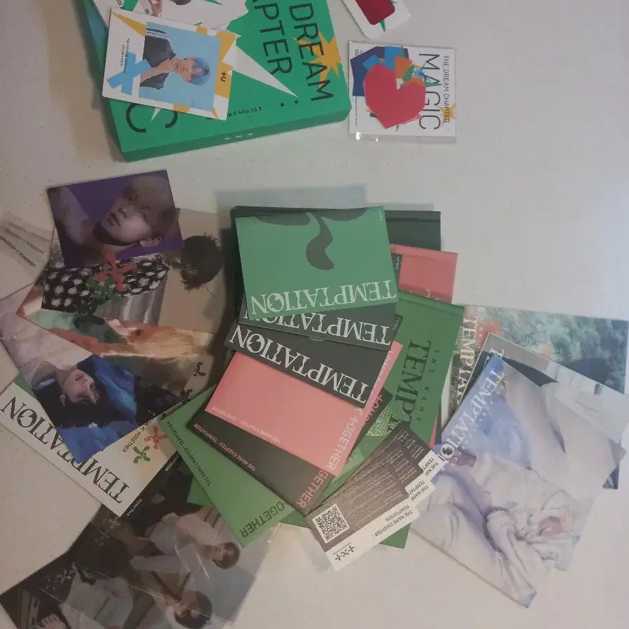 TOMORROW X TOGETHER temptation, The Dream Chapter: MAGIC album  #투바투,#투마로우바이투게더 on Bunjang Global Site., image size:899x899