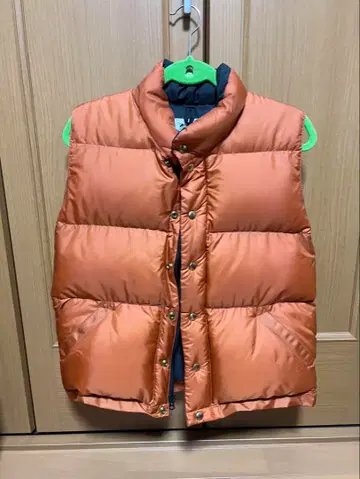 Crescent DownWorks 오렌지 다운 베스트 S