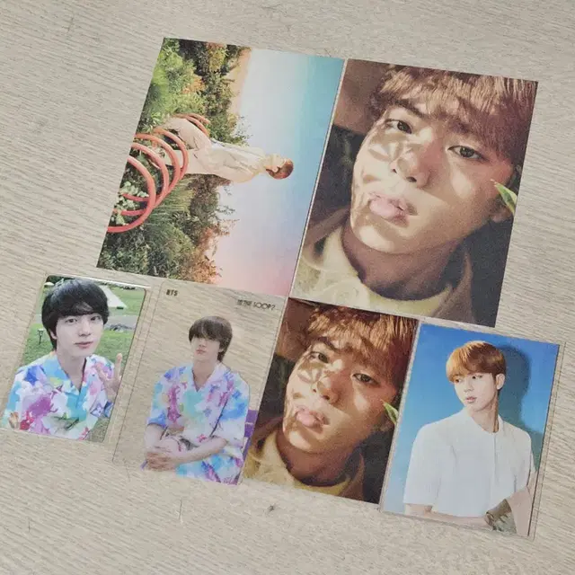 방탄 진 석진 하이브 인사이트 + 인더숲 포토 카드 포카