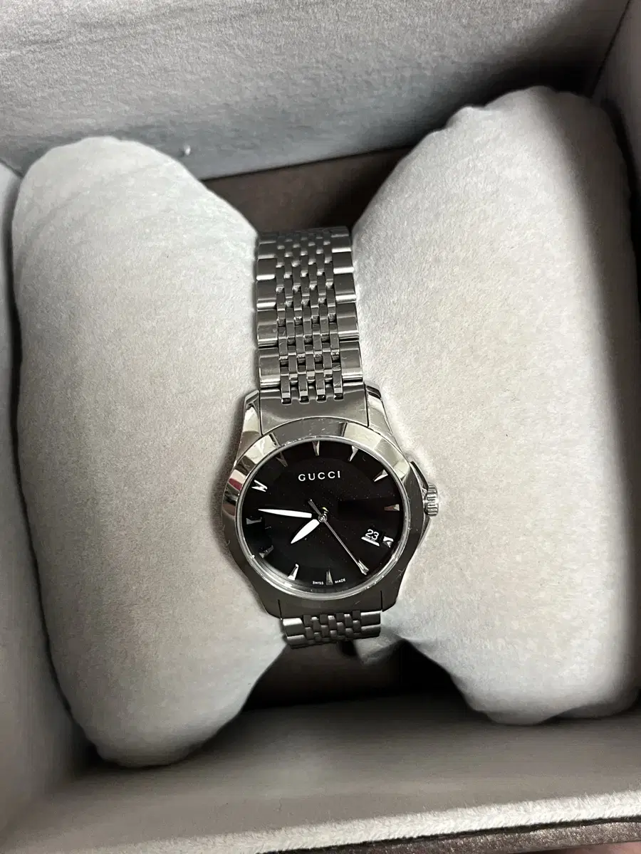 GUCCI Gucci Women's Watch G-TIMELESS YA126502 Black Quartz