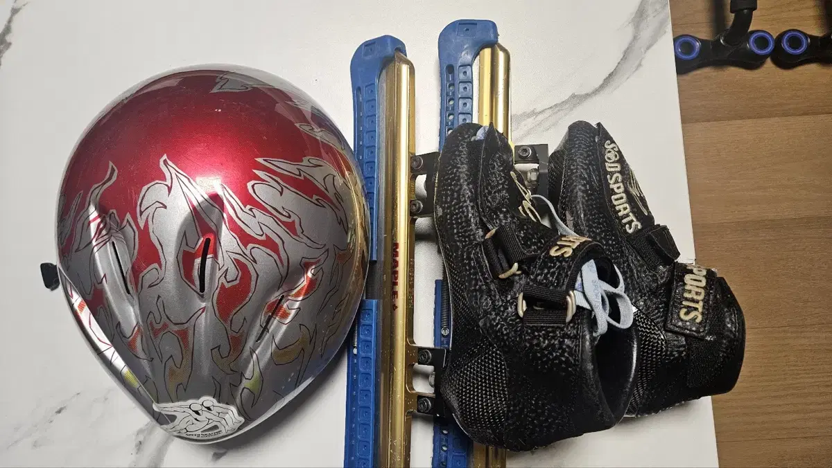 Samduk Skate 215, includes helmet