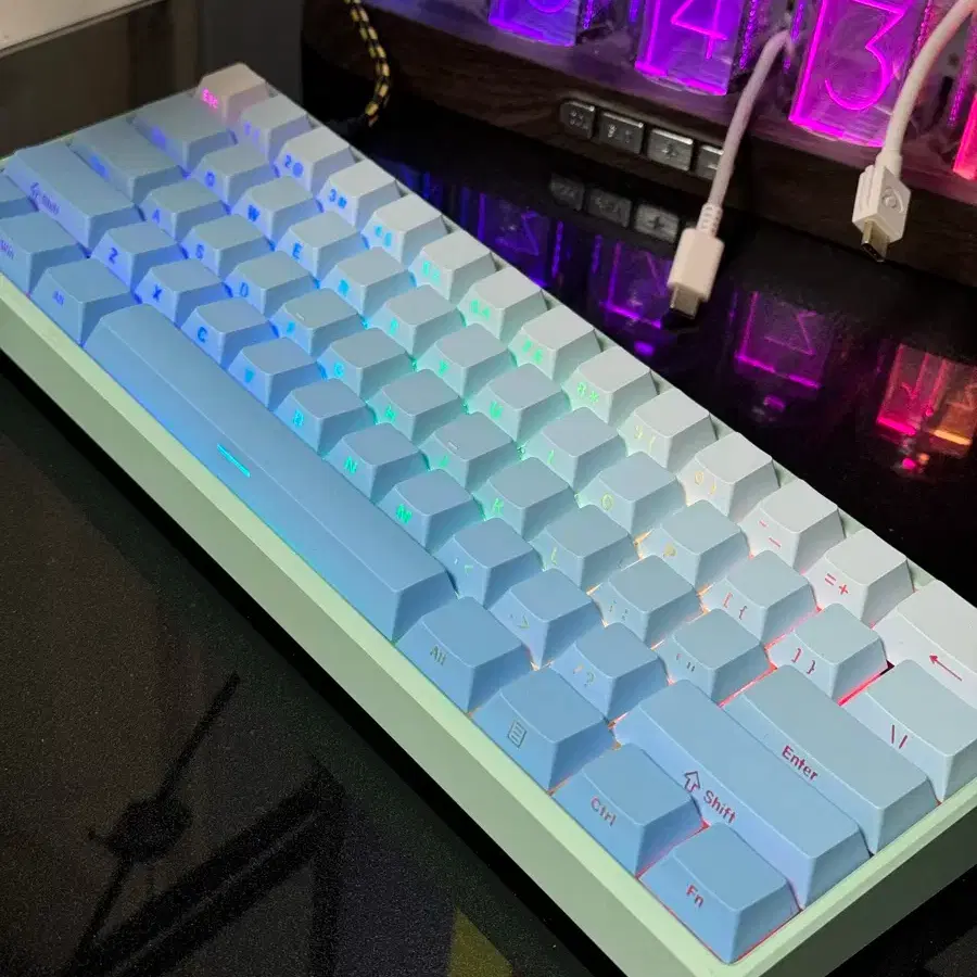 MAD60HE RGB Tiffany Blue カスタム品 最終値下げ MAD60HE RGB Tiffany Blue カスタム品 最終値下げ - メルカリ