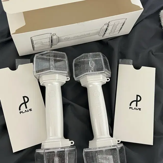 플레이브 응원봉 아뵹 (포카 포함)