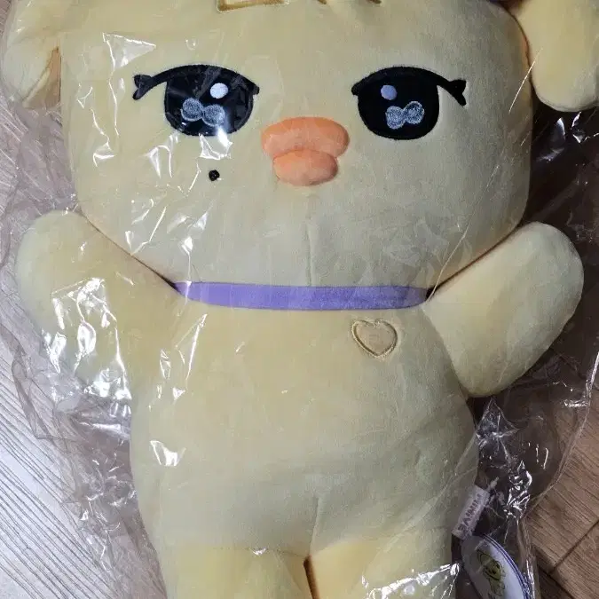 IVE ミニブ　フェイスクッション　イソ　leeseo IVE OFFICIAL JP on X: 