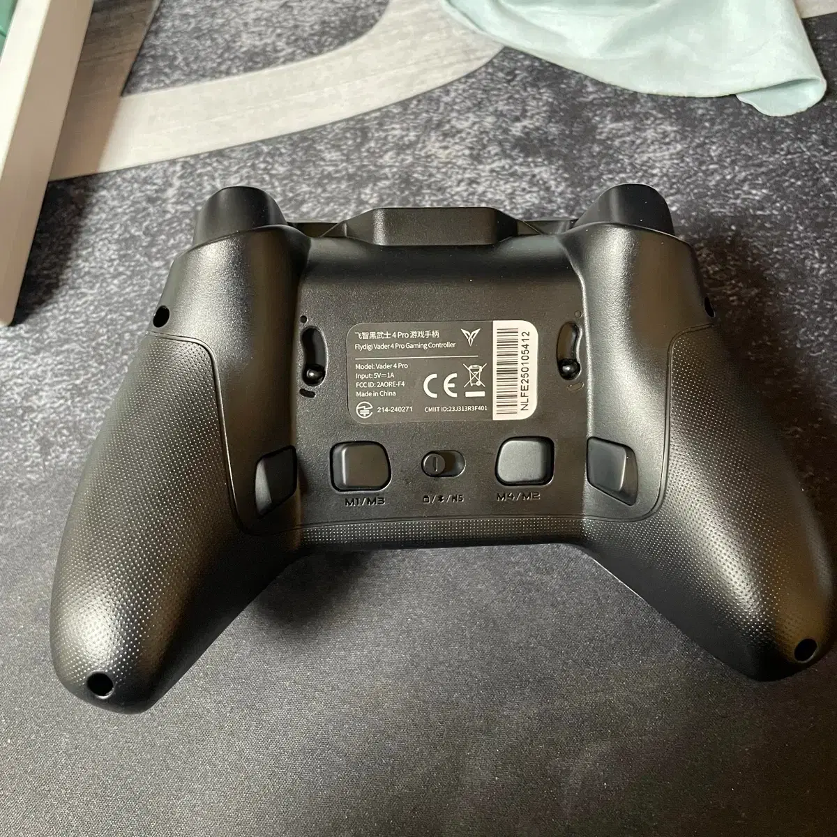 조이트론 베이더4 프로 게임패드