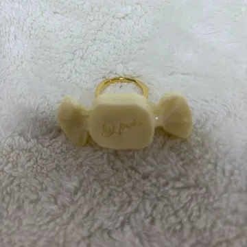 큐 포트 캔디 반지