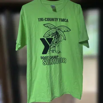 Tri-County YMCA 부트 캠프 서바이버 티셔츠 M 사이즈