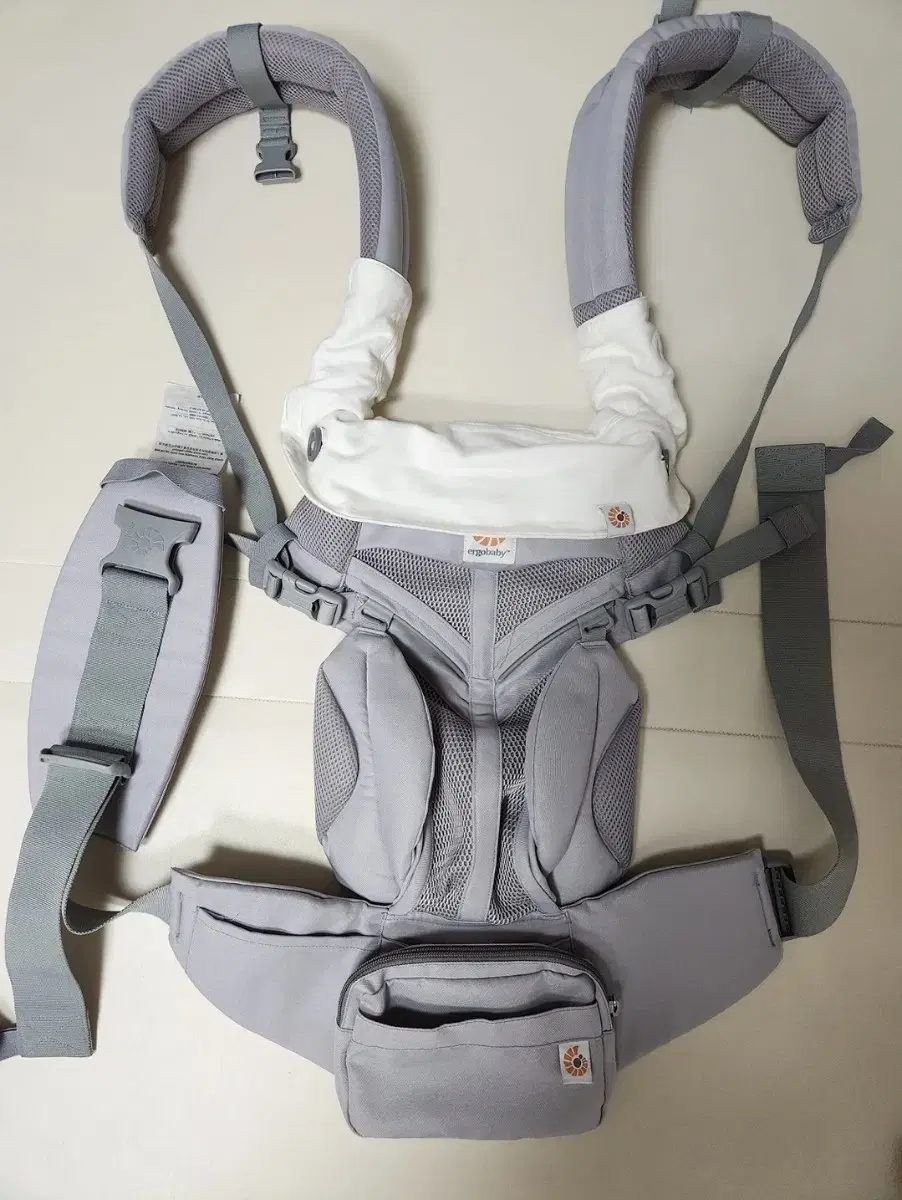 Ergobaby Carrier