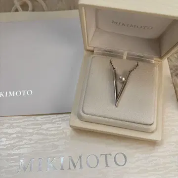 새상품급 MIKIMOTO V 코드 목걸이