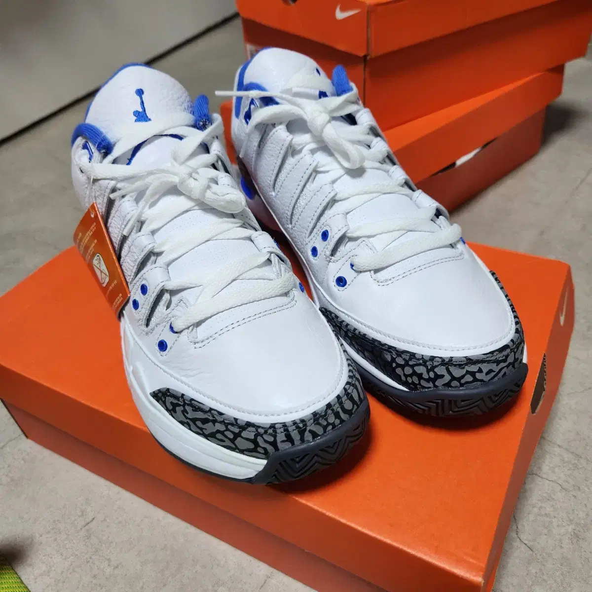 Nike AJ3 Tennis Shoes 275 (New)