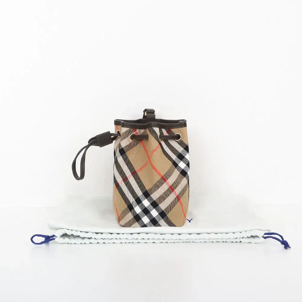 BURBERRY｜ ( Check Drawstring Pouch (8093916)) BURBERRY｜ ( Check Drawstring Pouch (8093916)) Burberry
