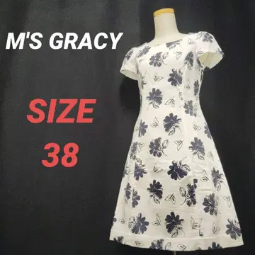 M'S GRACY 엠즈 그레이시 꽃무늬 플레어 원피스 38 화이트