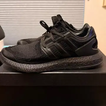 Y-3 PUREBOOST 트리플 블랙 26.5cm