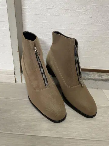 베이지 프론트 지퍼 부츠 24cm