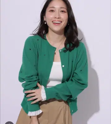 아푸와이저 리셰 하트 자수 가디건 풀오버