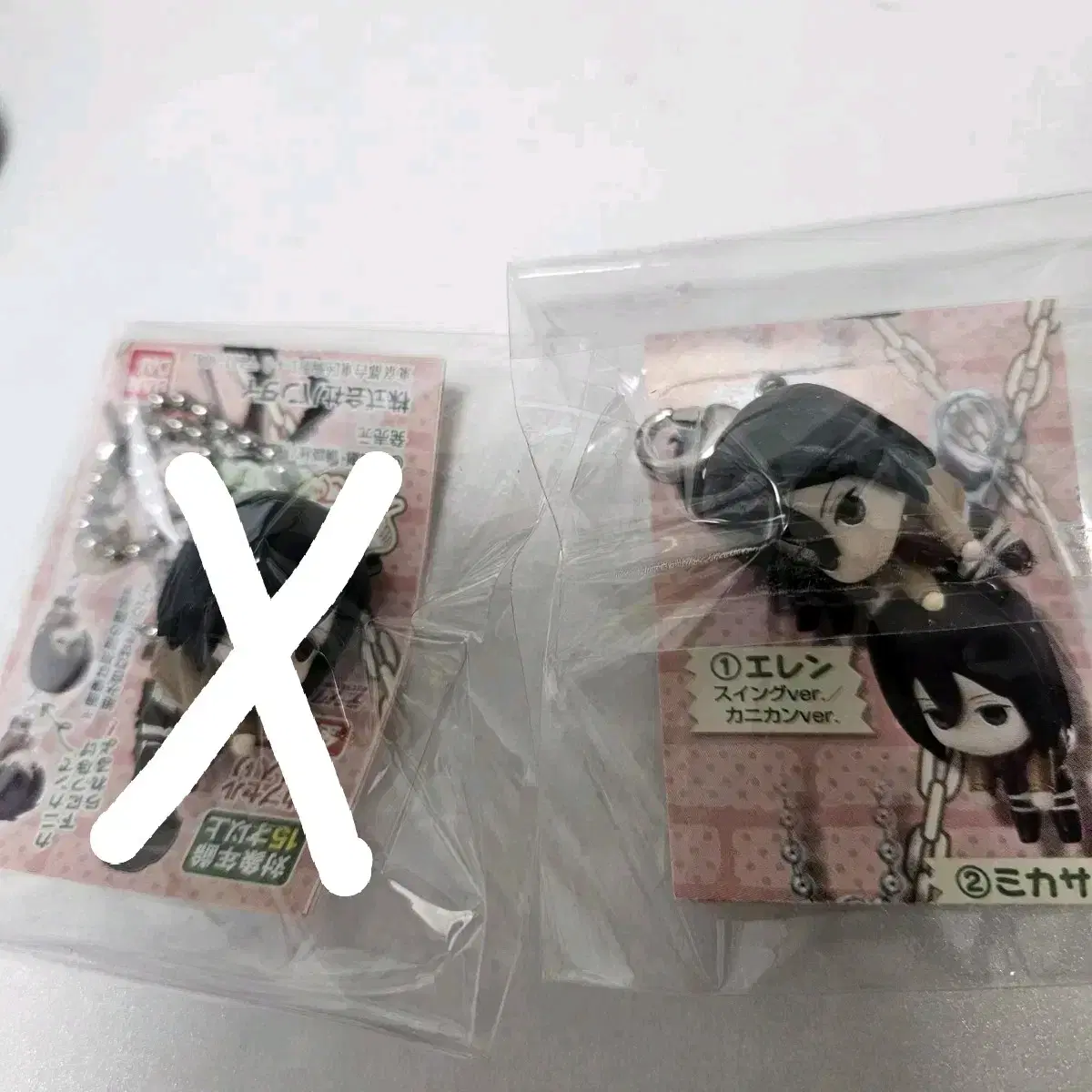 진격의 거인 진격거 대롱 가챠 키링 구제복 미카사
