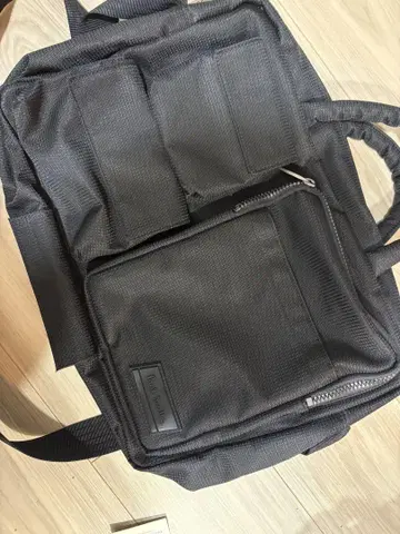 폴스미스 비즈니스 블랙 숄더백