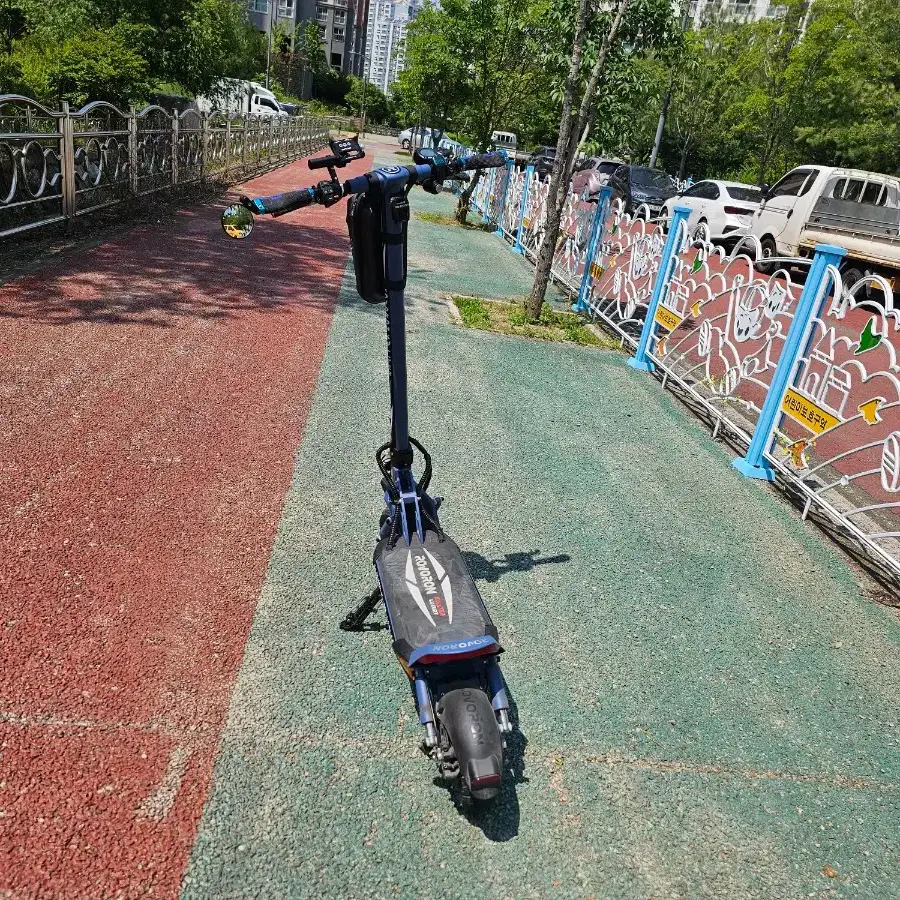 듀얼트론 로보론 킥보드 판매합니다