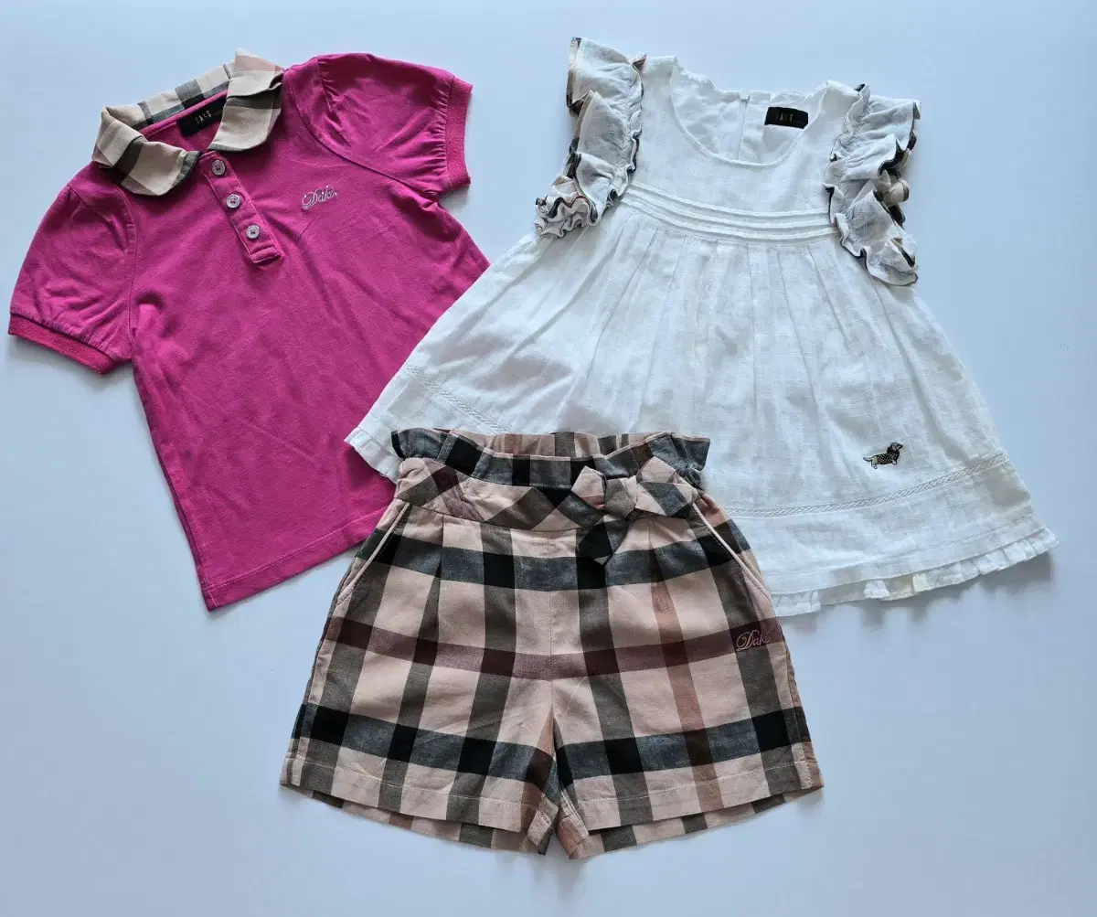 Daks Kids T-shirt and Shorts Set, Size 110, 3 Pieces in Bulk