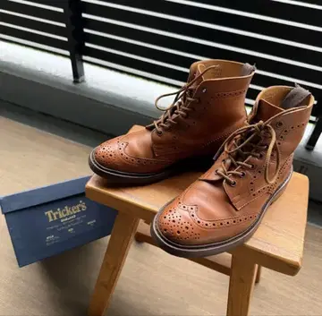 Tricker's STOW 윙 칩 UK7.5/26cm