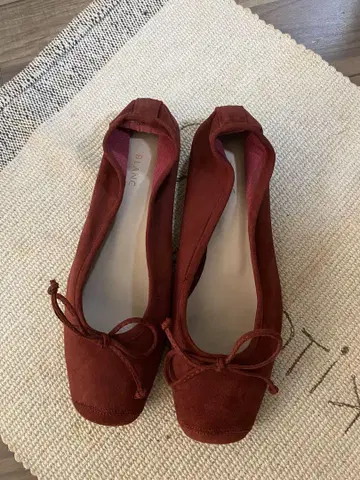 버건디 스웨이드 플랫슈즈 230mm